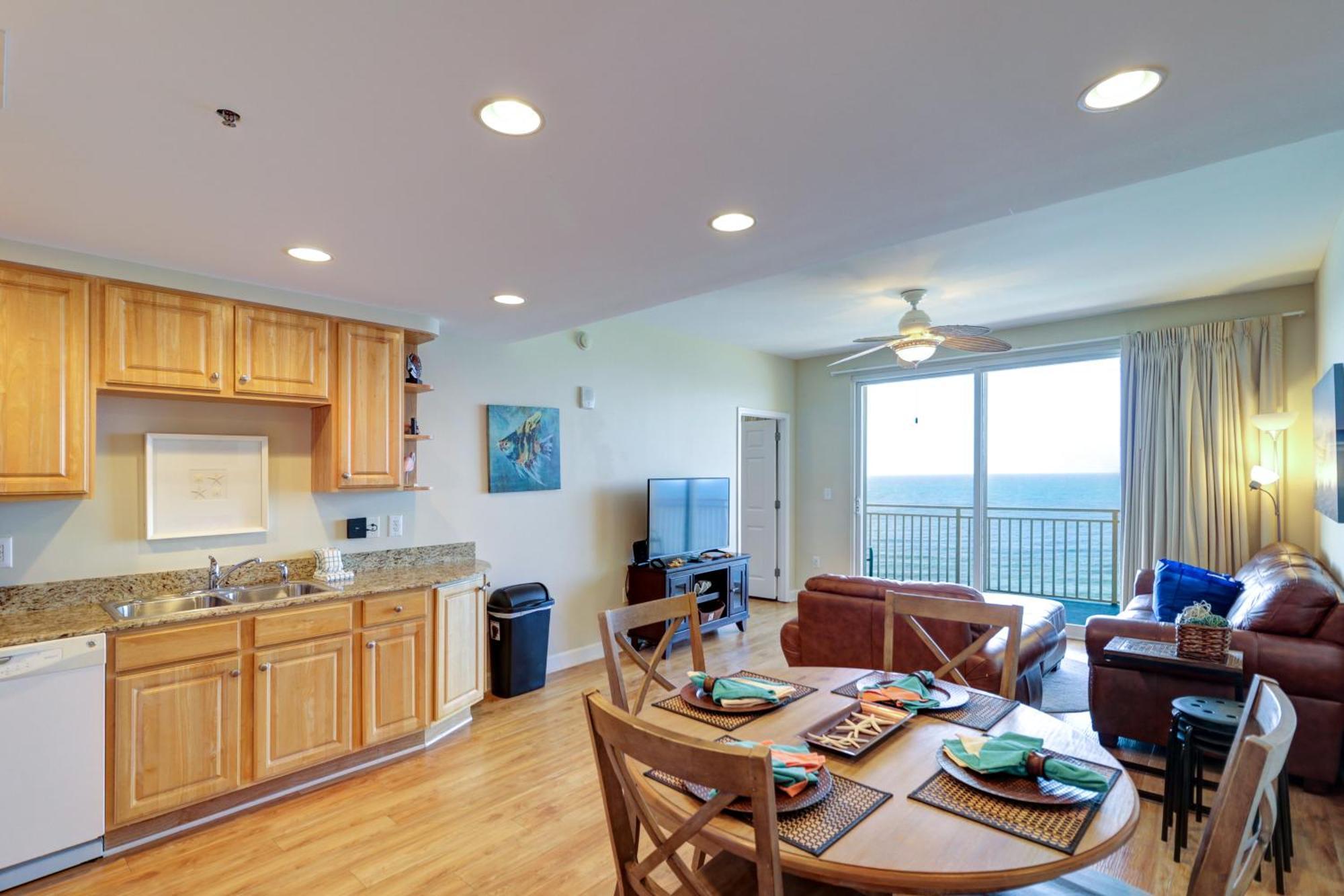 Gulf Front! 2 Bedroom 2 Ba! 11Th Floor Condo + Condo Amenities! Panama City Beach Extérieur photo